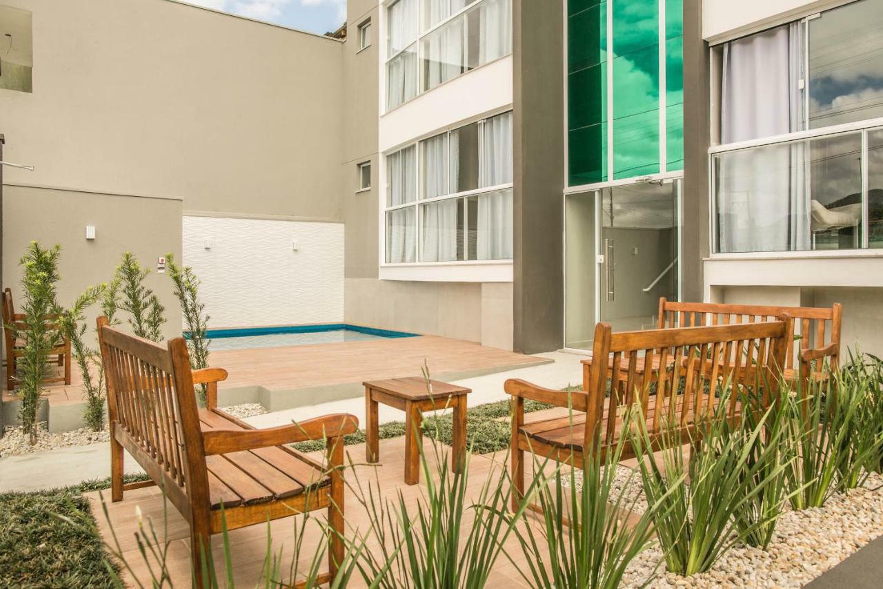 Ferienwohnung Edificio Algarve Balneário Camboriú Exterior foto